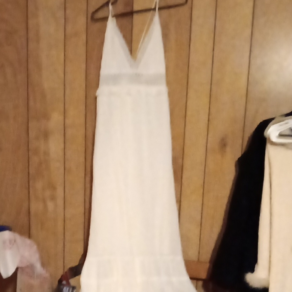 Elegant White Maxi Dress